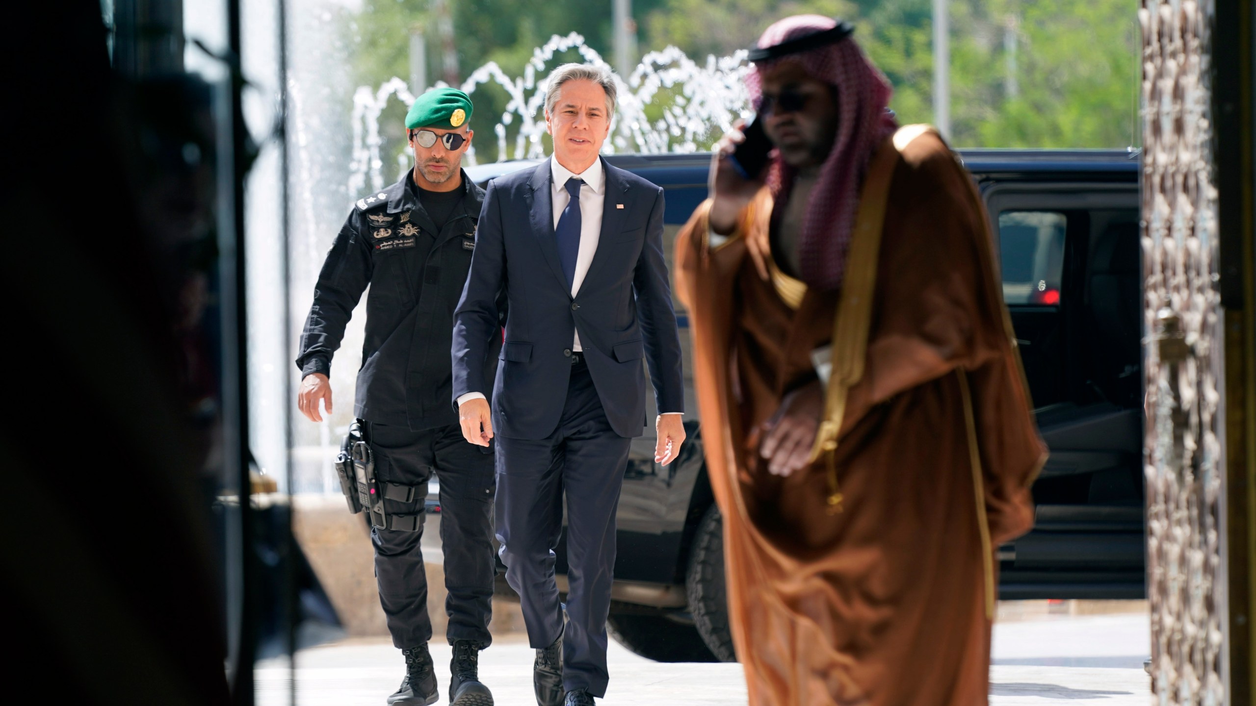 U.S. Secretary of State Antony Blinken, center, arrives to meet with Saudi Foreign Minister Prince Faisal Bin Farhan, at the Ministry of Foreign Affairs in Riyadh, Saudi Arabia, Saturday Oct. 14, 2023. (AP Photo/Jacquelyn Martin, Pool)