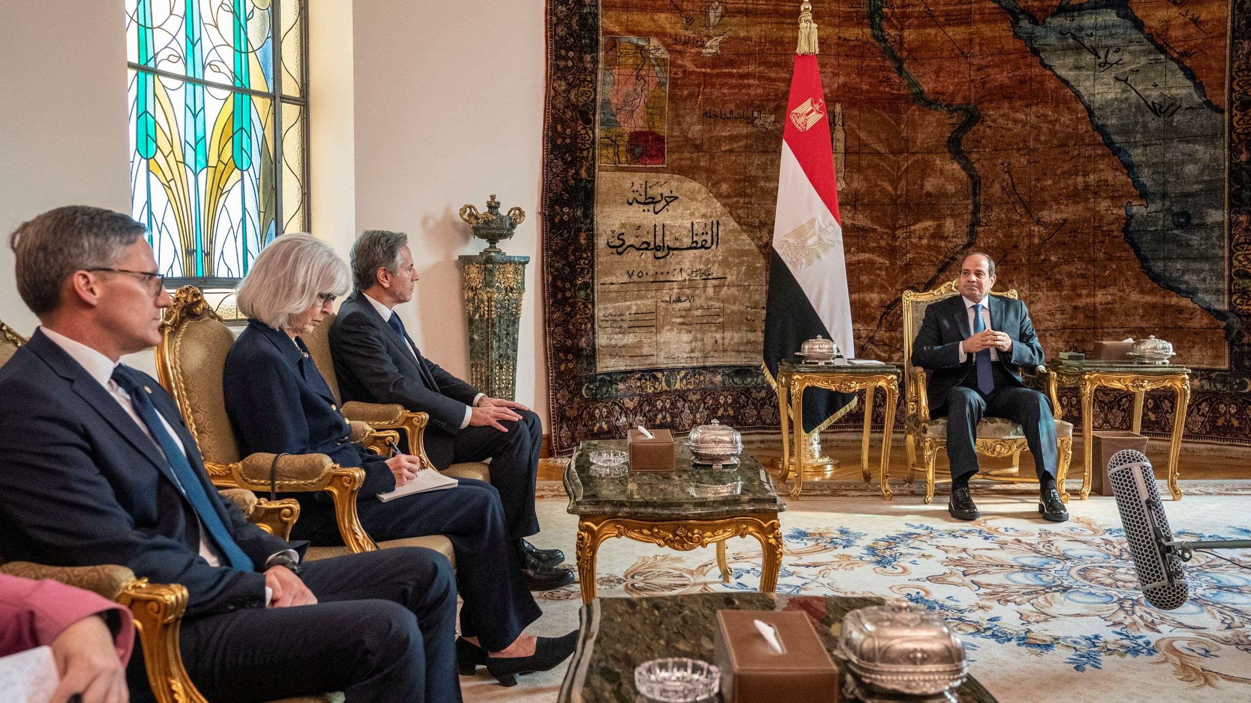 U.S. Secretary of State Antony Blinken, third from left, meets with Egypt's President Abdel Fattah El-Sisi, right, at Al-Ittihadiya Palace in Cairo, Sunday Oct. 15, 2023. (AP Photo/Jacquelyn Martin, Pool)