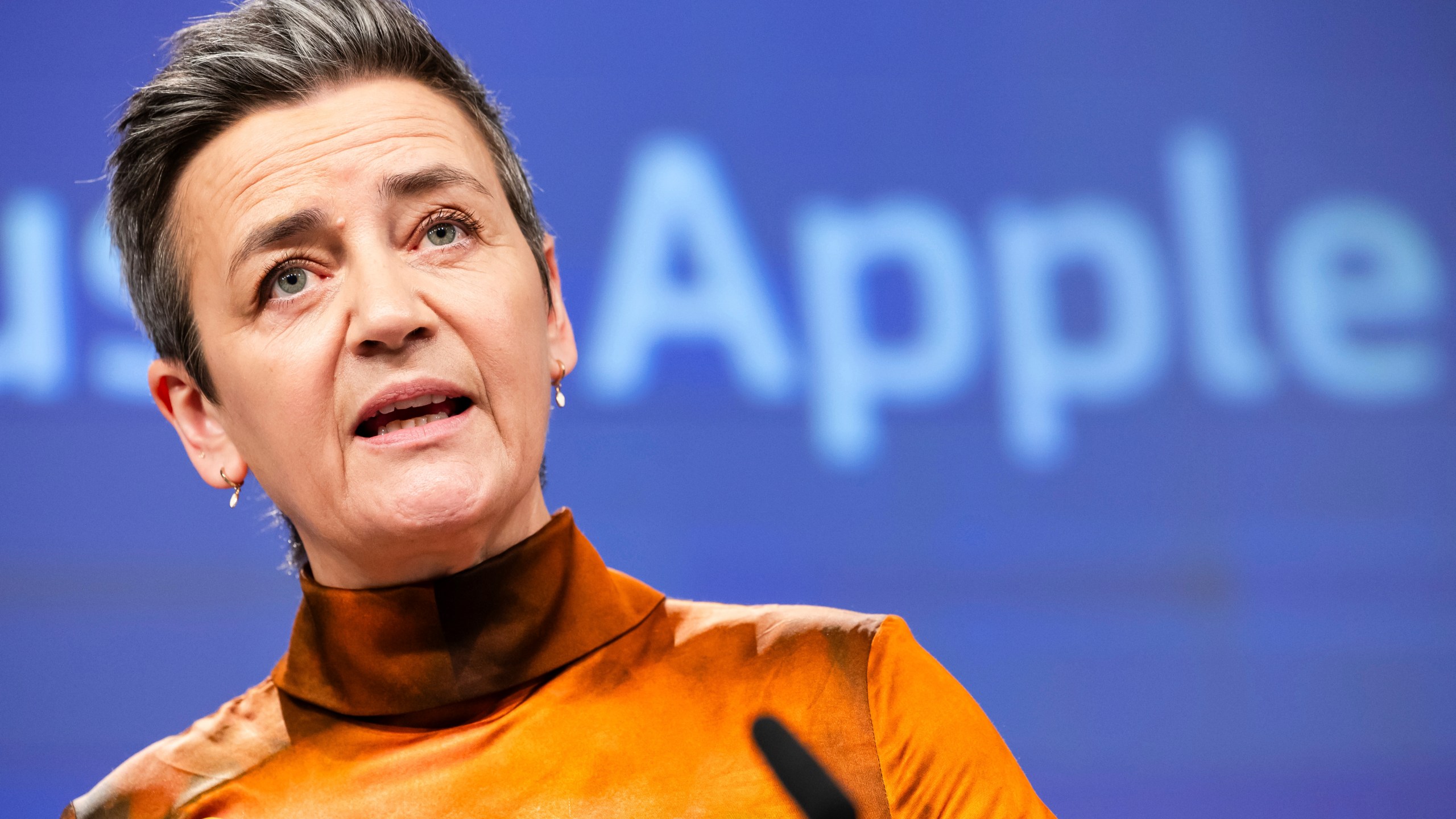 EU Commission vice president Margrethe Vestager addresses the media on Apple Music streaming services at EU headquarters in Brussels, Monday, March 4, 2024. Vestager addressed the media after the 27-nation bloc slapped a massive 1.8 billion fine on Apple for allegedly abusing its dominant position when it comes to music streaming services. (AP Photo/Geert Vanden Wijngaert)