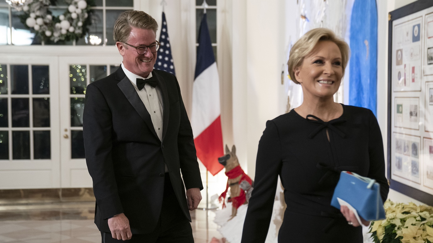 Joe Scarborough and Mika Brzezinsky at the White House.