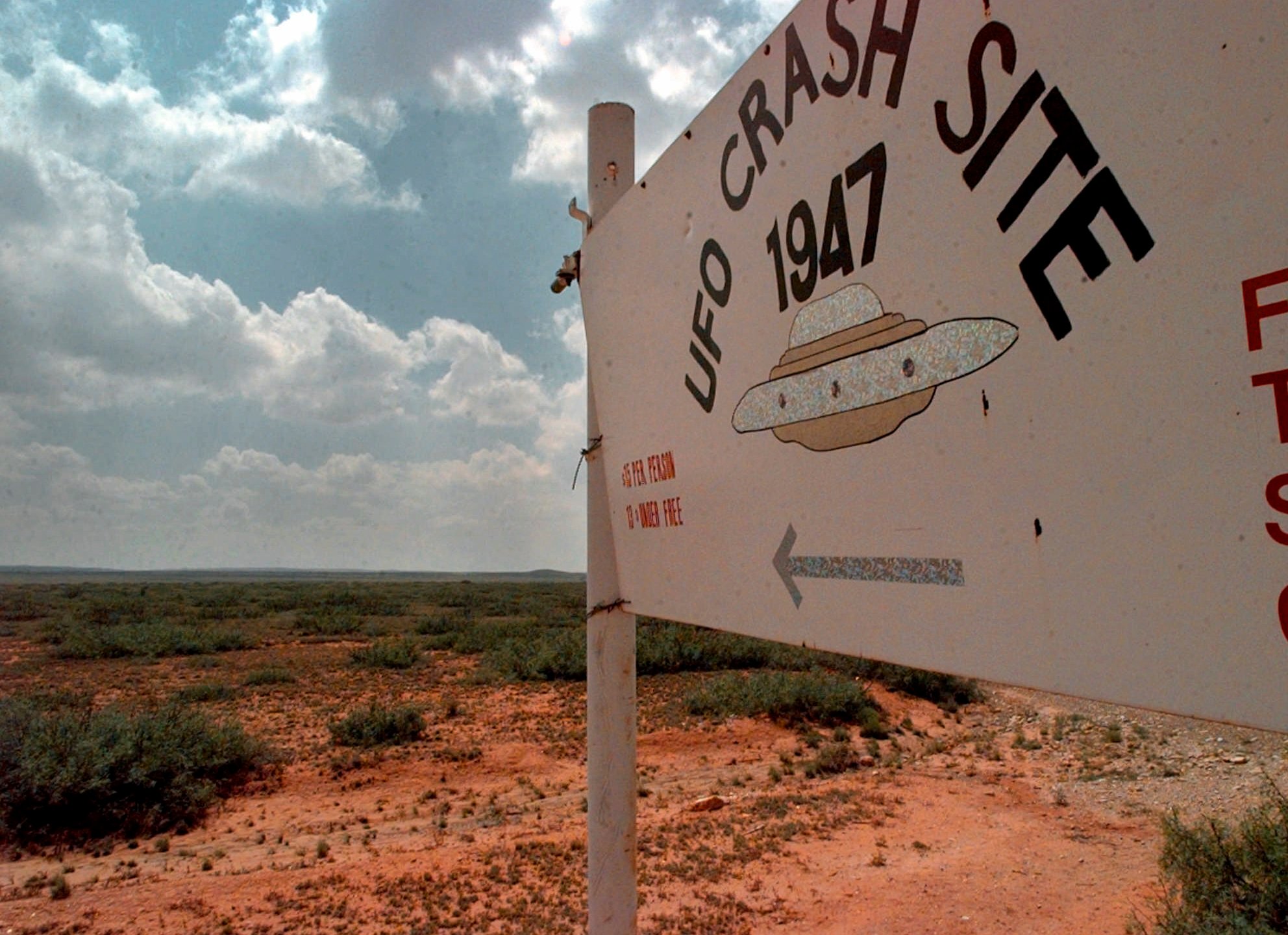 A sign near the alleged Roswell UFO crash site.