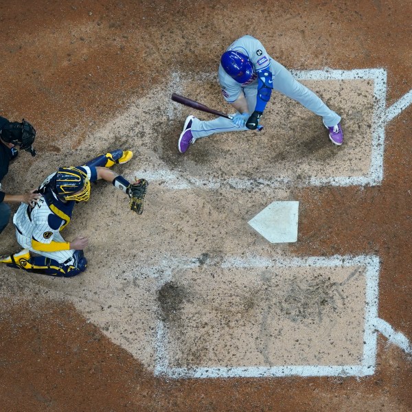 New York Mets' Pete Alonso hits a three-run home run during the ninth inning of Game 3 of a National League wild card baseball game against the Milwaukee Brewers Thursday, Oct. 3, 2024, in Milwaukee. (AP Photo/Morry Gash)