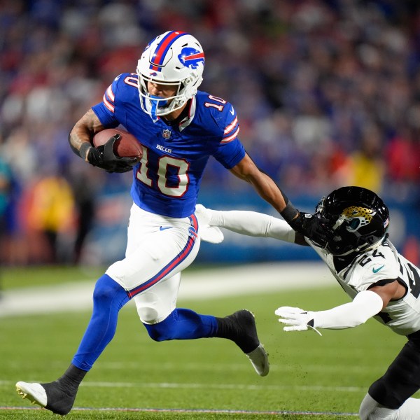 Buffalo Bills wide receiver Khalil Shakir (10) runs past Jacksonville Jaguars cornerback De'Antre Prince (24) to score a touchdown during the first half of an NFL football game Monday, Sept. 23, 2024, in Orchard Park, NY. (AP Photo/Steven Senne)