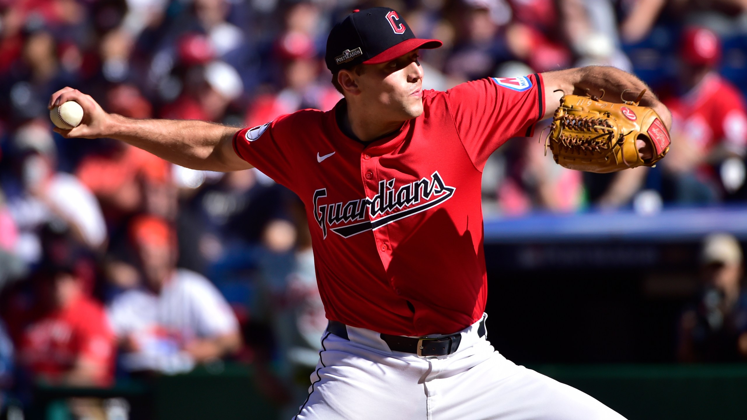 Cleveland Guardians' Cade Smith pitches in the sixth inning during Game 1 of baseball's AL Division Series against the Detroit Tigers, Saturday, Oct. 5, 2024, in Cleveland. (AP Photo/Phil Long)