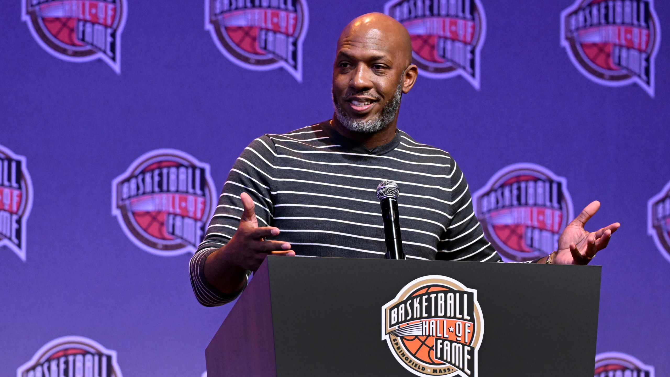 Basketball Hall of Fame Class of 2024 inductee Chauncey Billups speaks at a hall of fame news conference at Mohegan Sun, Saturday, Oct. 12, 2024, in Uncasville, Conn. (AP Photo/Jessica Hill)