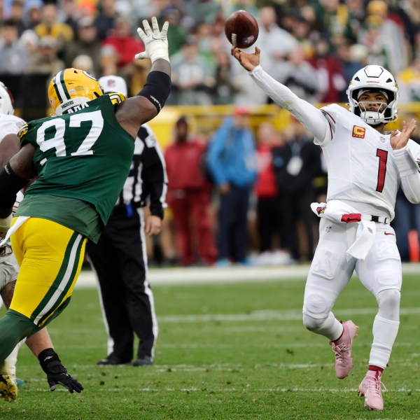 Arizona Cardinals quarterback Kyler Murray (1) throws during the first half of an NFL football game against the Green Bay Packers, Sunday, Oct. 13, 2024, in Green Bay. (AP Photo/Mike Roemer)