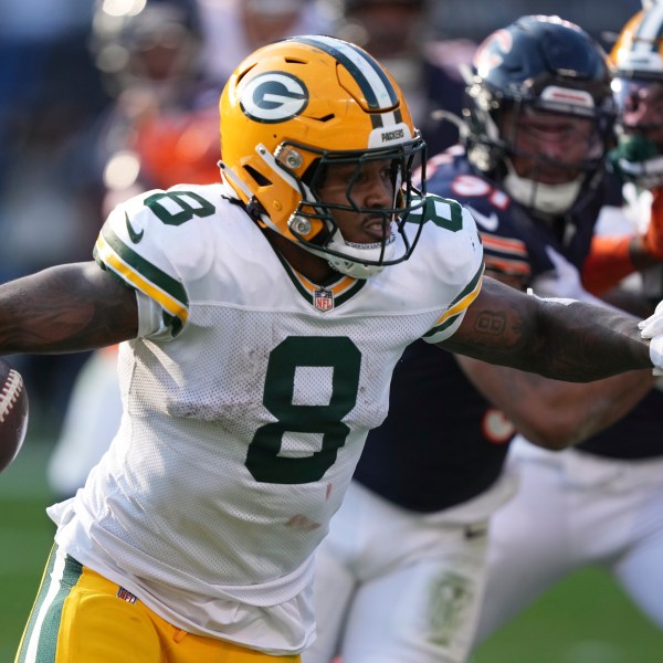 Green Bay Packers' Josh Jacobs runs during the second half of an NFL football game against the Chicago Bears Sunday, Nov. 17, 2024, in Chicago. (AP Photo/Charles Rex Arbogast)