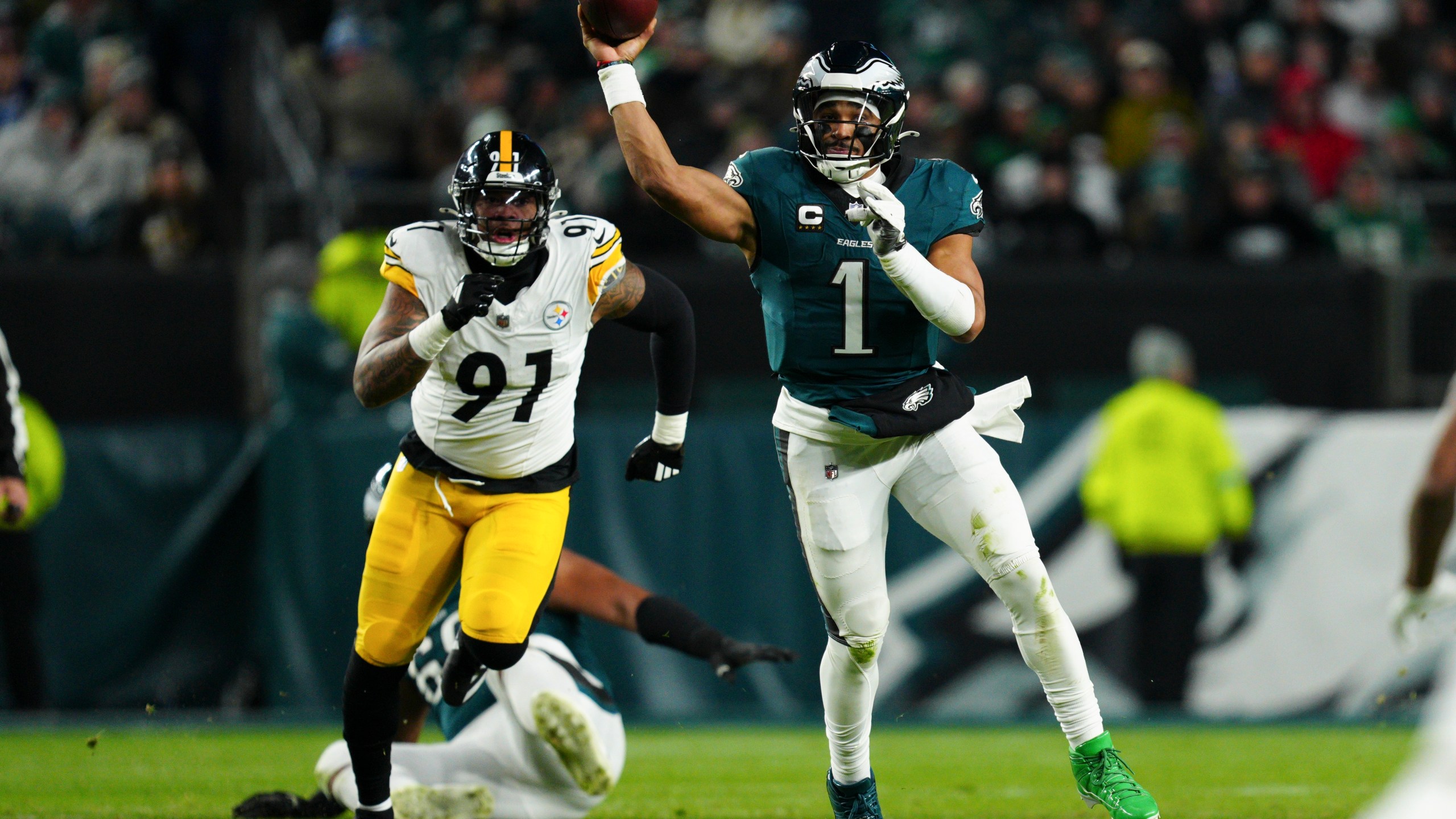 Philadelphia Eagles quarterback Jalen Hurts (1) throws the ball during the second half of an NFL football game against the Pittsburgh Steelers on Sunday, Dec. 15, 2024, in Philadelphia. (AP Photo/Derik Hamilton)