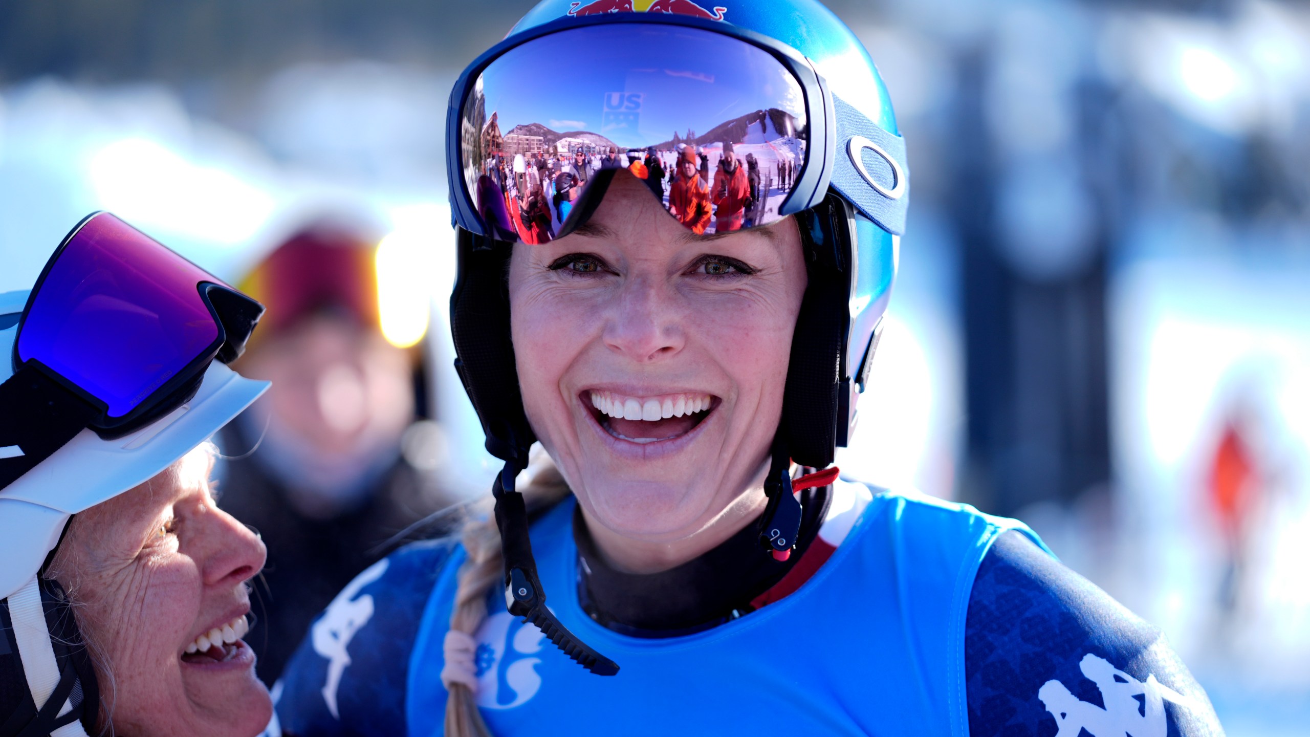 Lindsey Vonn talks with fans after racing at Copper Mountain Ski Resort, Sunday, Dec. 8, 2024, in Copper Mountain, Colo. (AP Photo/Robert F. Bukaty)