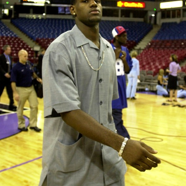 FILE - Cleveland Cavaliers rookie LeBron James walks across the court at Arco Arena after arriving with the team in Sacramento, Calif., on Oct. 29, 2003. (AP Photo/Rich Pedroncelli, File)