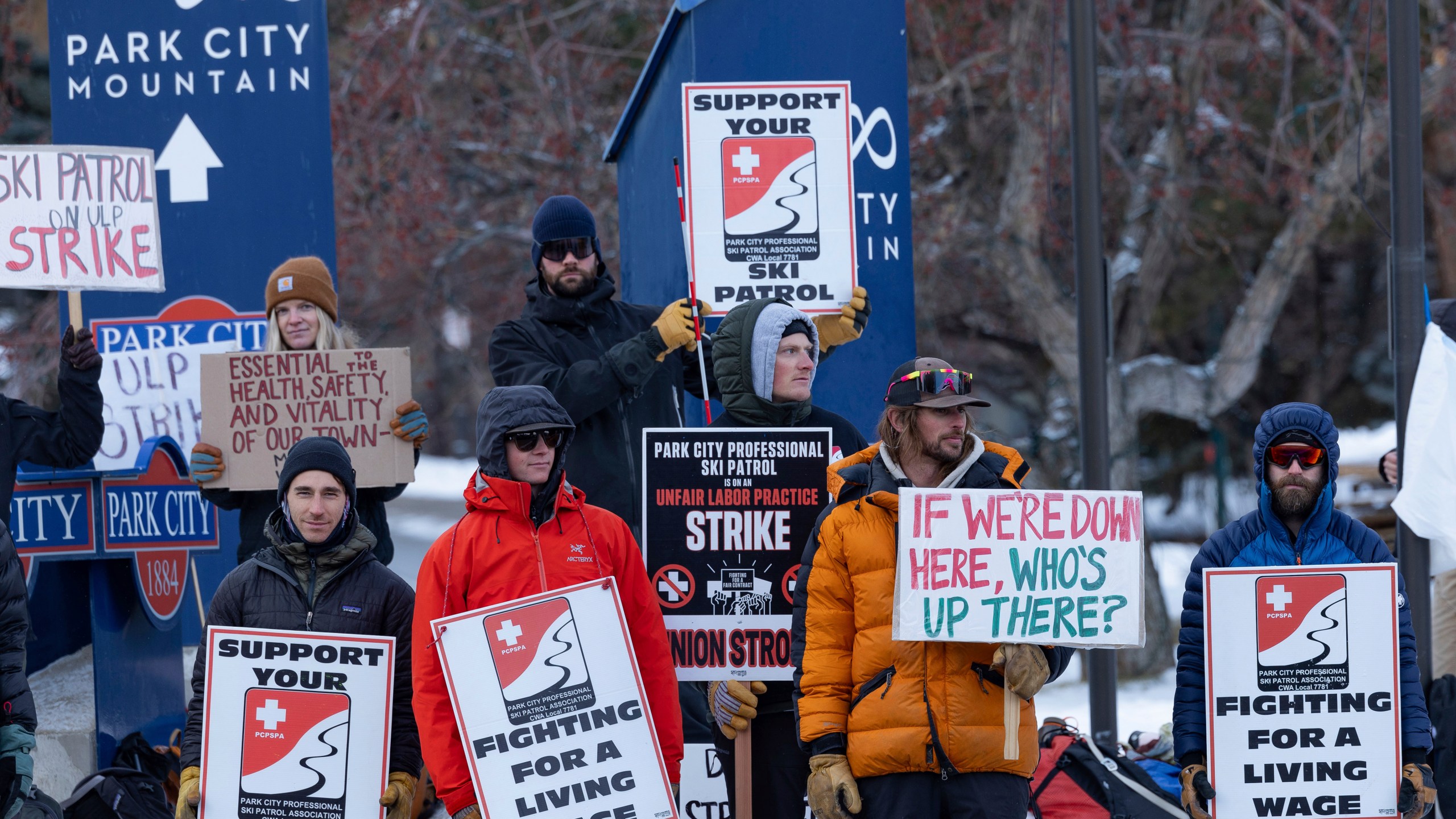 Park City Ski Patrol strike requesting livable wages in Park City, Utah, Tuesday, Jan 7. 2025, (AP Photo/Melissa Majchrzak)