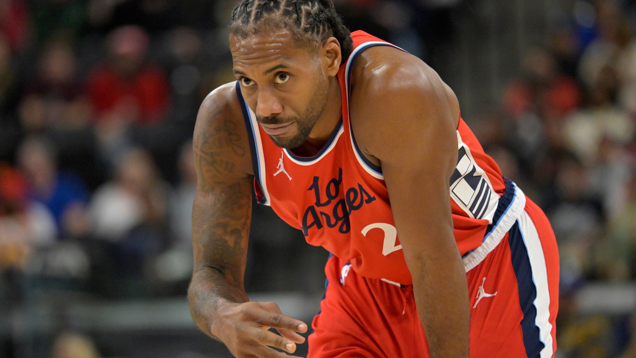 Los Angeles Clippers forward Kawhi Leonard looks on during the second half of an NBA basketball game against the Atlanta Hawks, Saturday, Jan. 4, 2025, in Los Angeles. (AP Photo/Jayne-Kamin-Oncea)