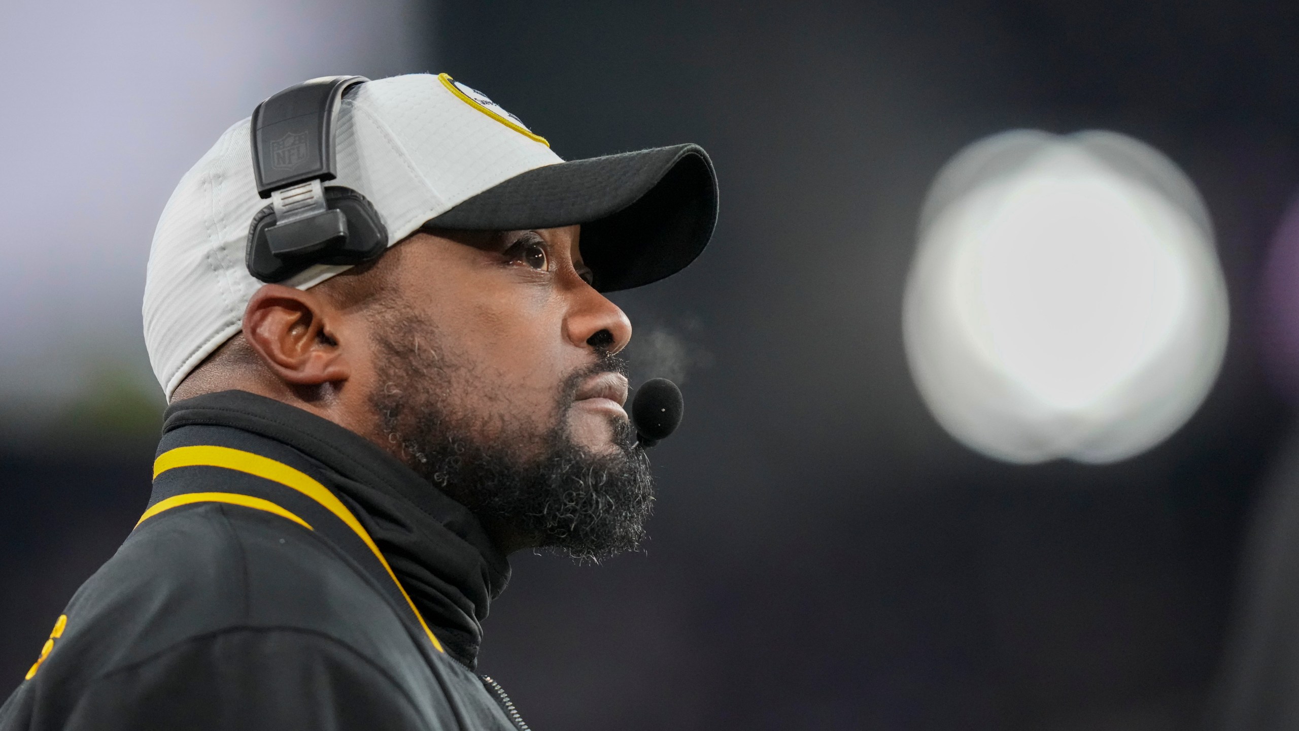 Pittsburgh Steelers head coach Mike Tomlin looks on during the first half of an NFL wild-card playoff football game against the Baltimore Ravens, Saturday, Jan. 11, 2025, in Baltimore. (AP Photo/Stephanie Scarbrough)