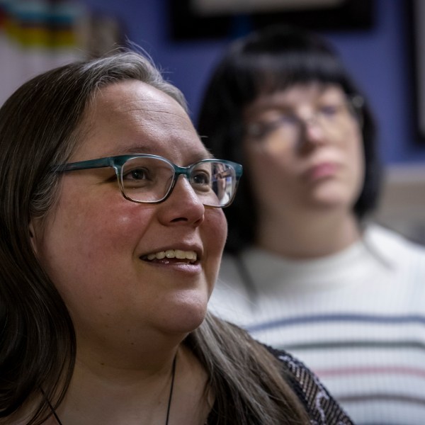 Lorena Edwards, mother of Emiliana Edwards, a former patient of pediatric endocrinologist Dr. Hector Granados, speaks during an interview in El Paso, Texas, Tuesday, Jan. 21, 2025. (AP Photo/Andres Leighton)