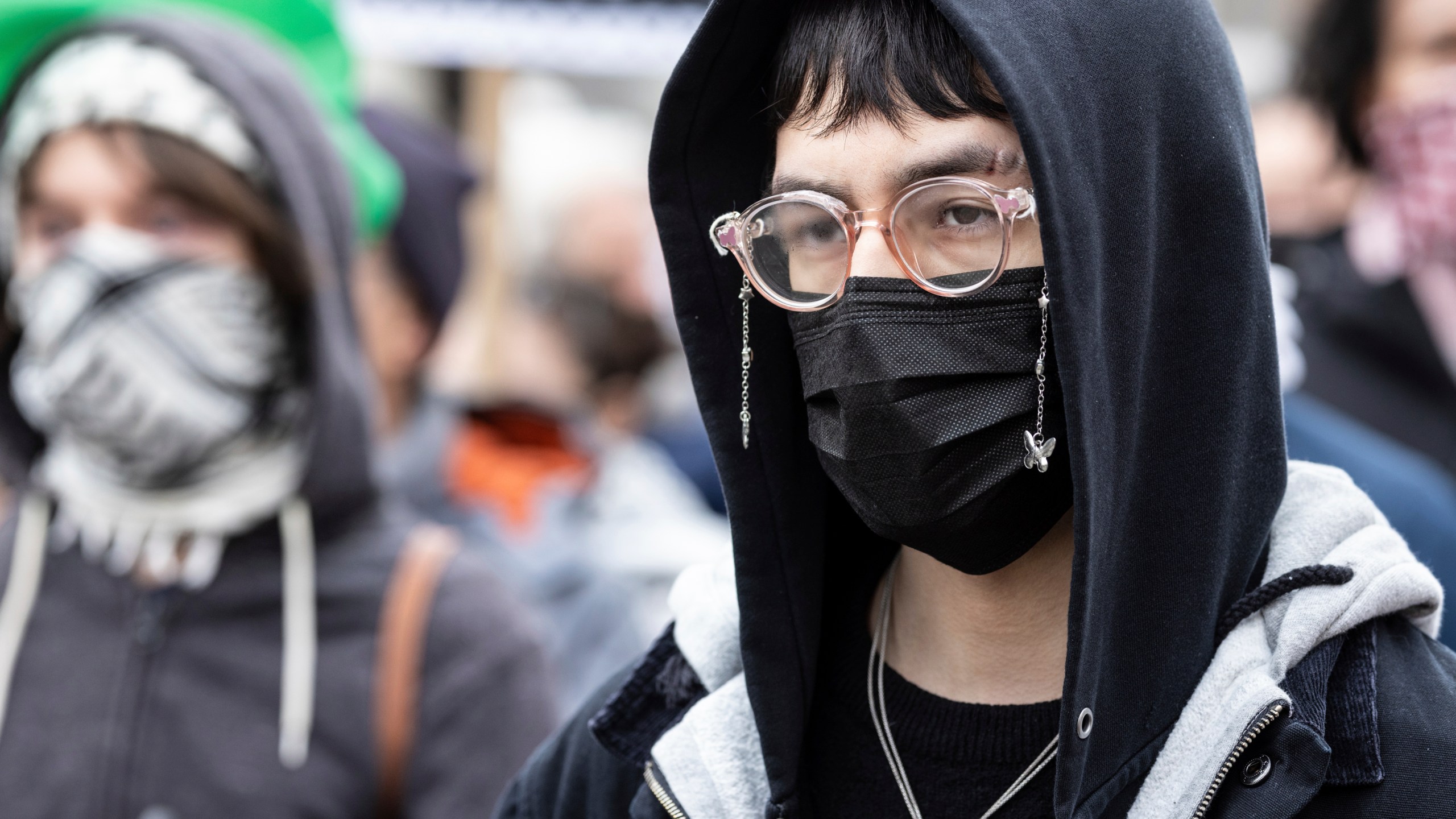 A person in Foley Square, outside the Manhattan federal court, in support of Mahmoud Khalil, Wednesday, March 12, 2025, in New York. (AP Photo/Stefan Jeremiah)